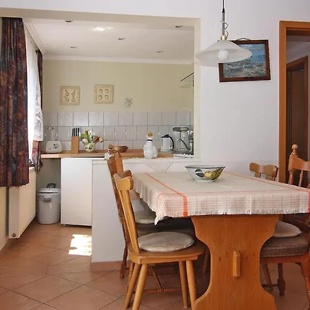 Holiday home Ferienhaeuser Am Teich In Zinnowitz