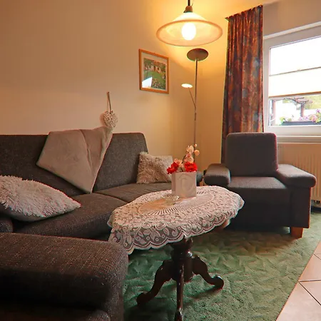 بيت للعطل Ferienhaeuser Am Teich, *