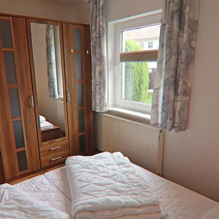 Ferienhaeuser Am Teich,