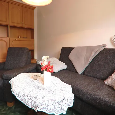 بيت للعطل Ferienhaeuser Am Teich,