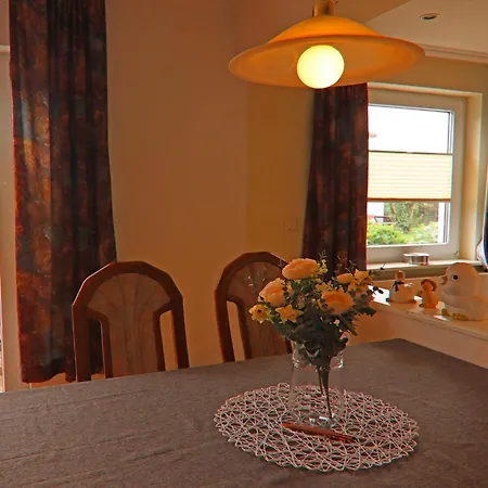 بيت للعطل Ferienhaeuser Am Teich, زينوويتز