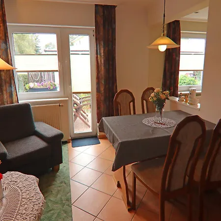 Ferienhaeuser Am Teich, بيت للعطل