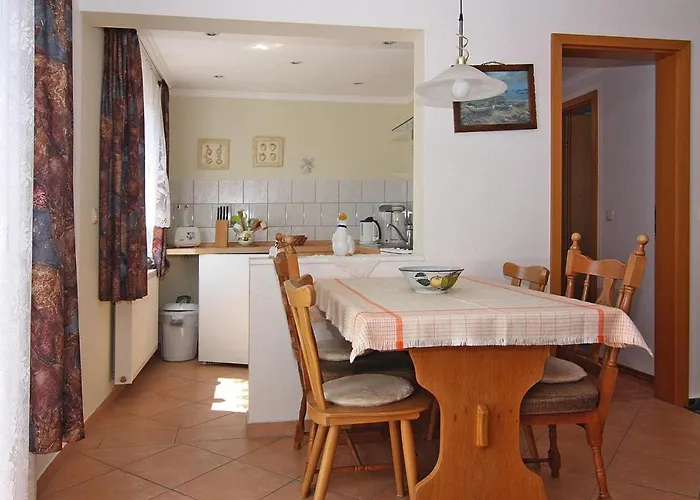 Casa vacanze Ferienhaeuser Am Teich, Zinnowitz